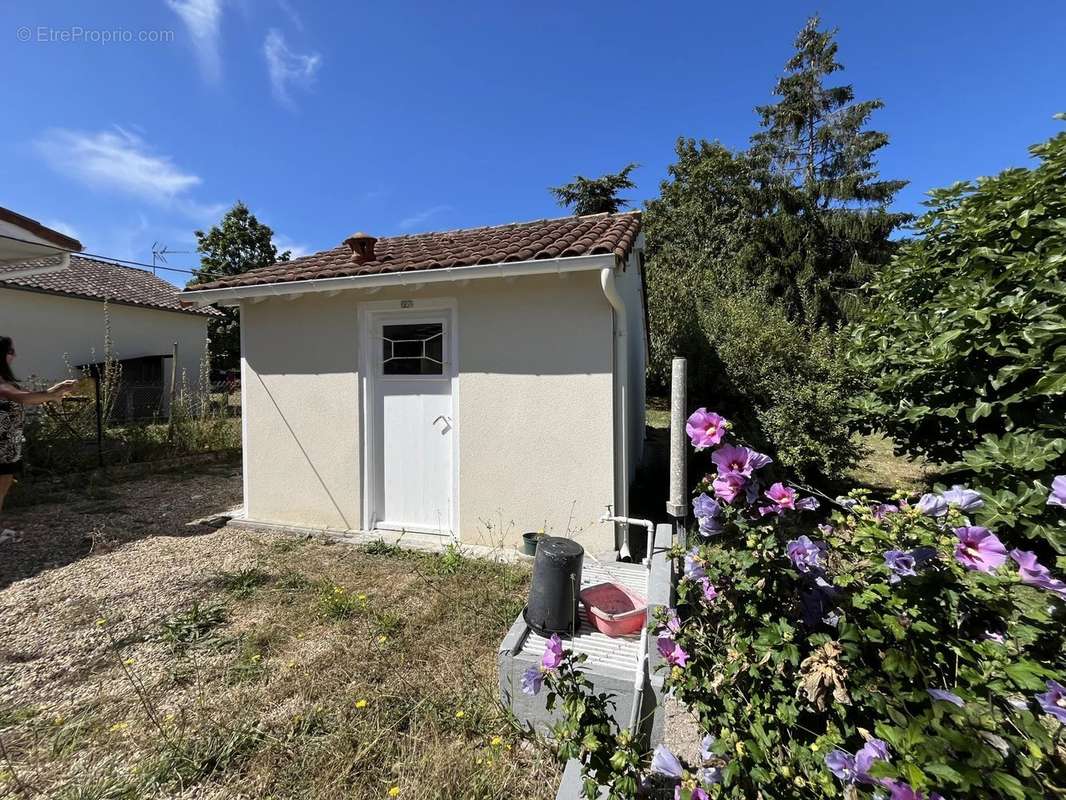 Maison à MESCHERS-SUR-GIRONDE