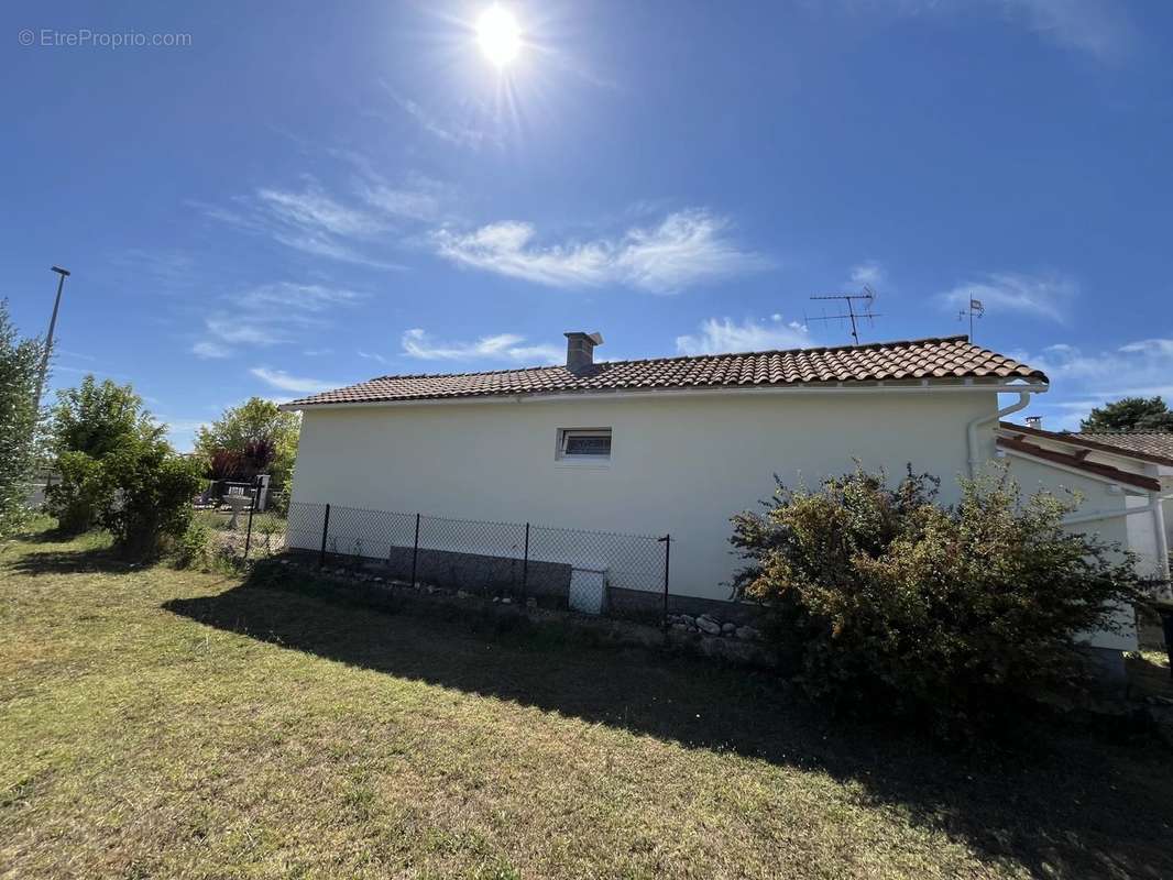 Maison à MESCHERS-SUR-GIRONDE