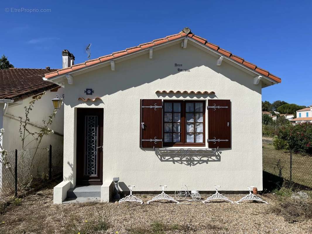 Maison à MESCHERS-SUR-GIRONDE