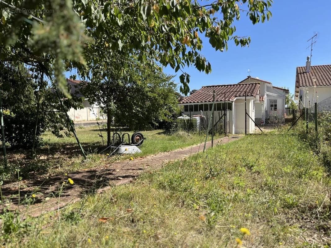 Maison à MESCHERS-SUR-GIRONDE