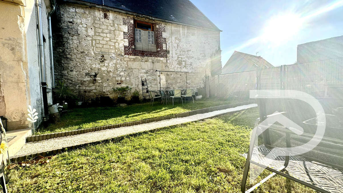 Maison à VILLERS-COTTERETS