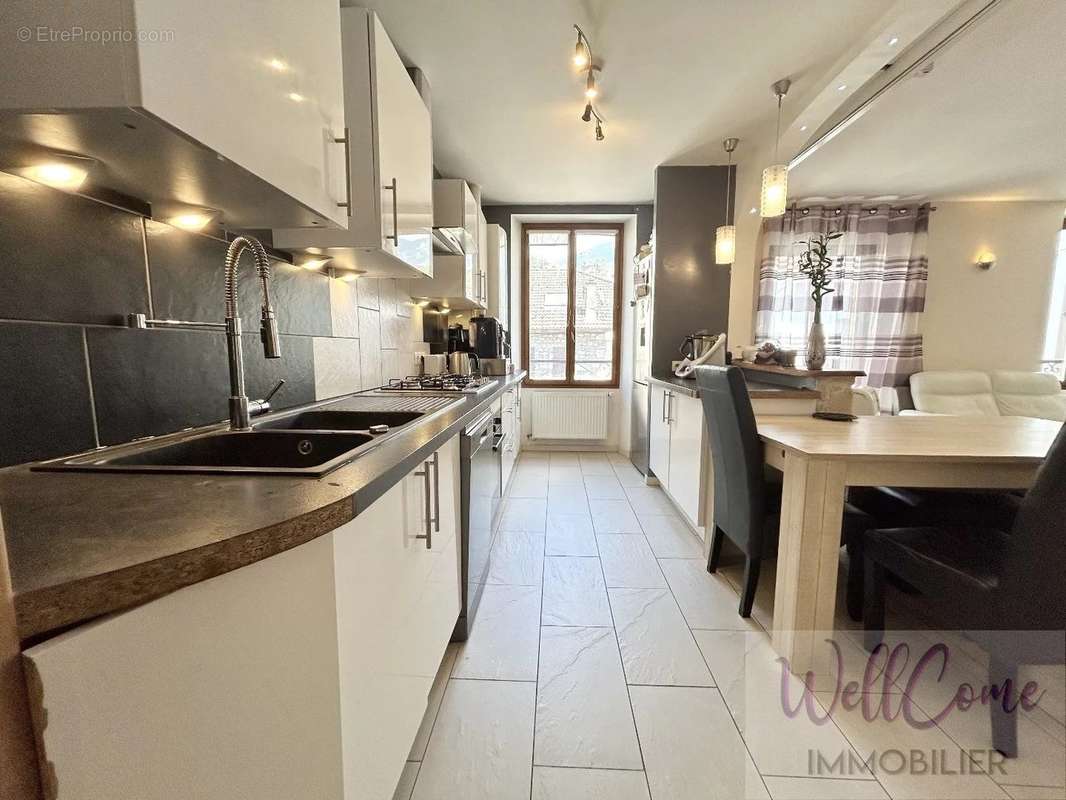 Appartement à AIX-LES-BAINS