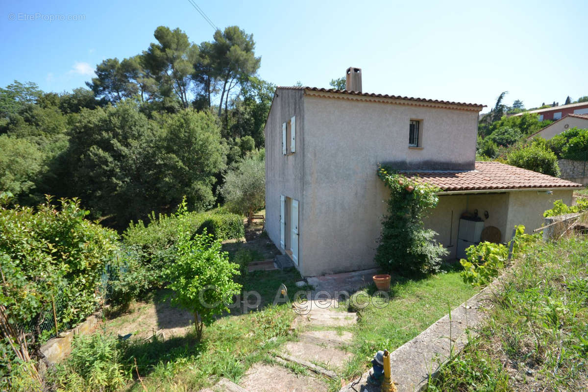 Maison à BIOT