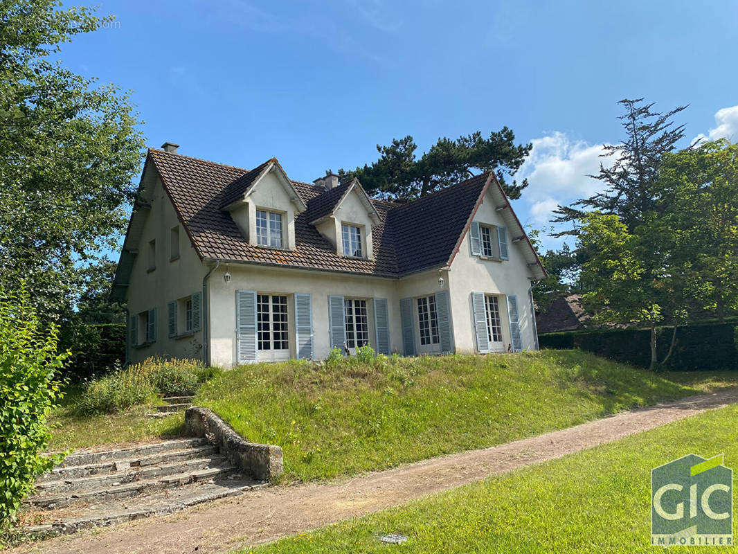 Maison à VARAVILLE