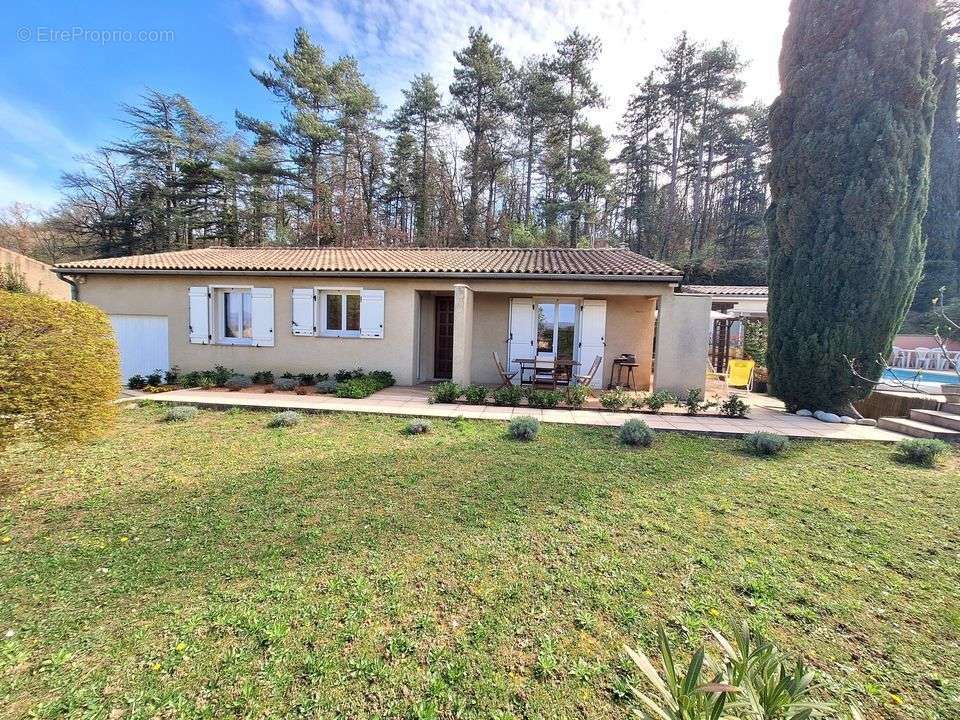 Maison à CHATEAUNEUF-SUR-ISERE