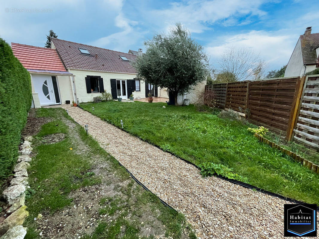 Maison à DAMMARTIN-EN-GOELE