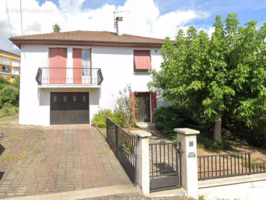 Maison à MONTLUCON