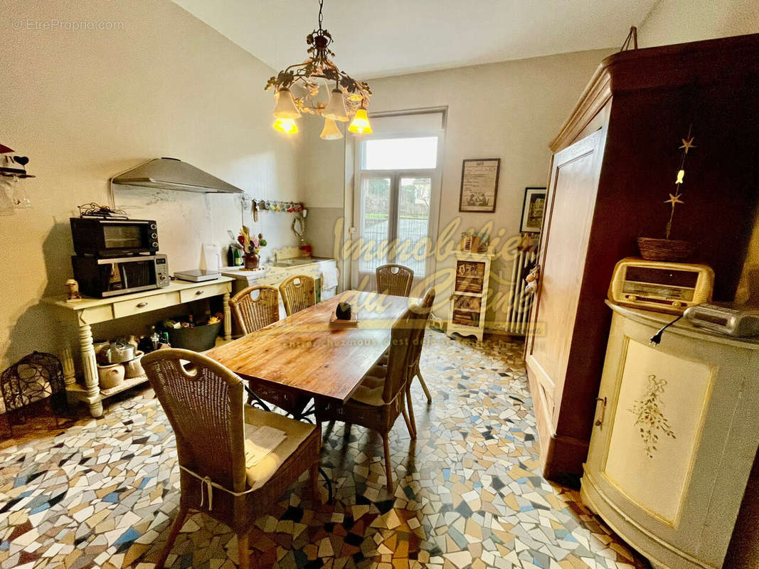 Appartement à LUXEUIL-LES-BAINS