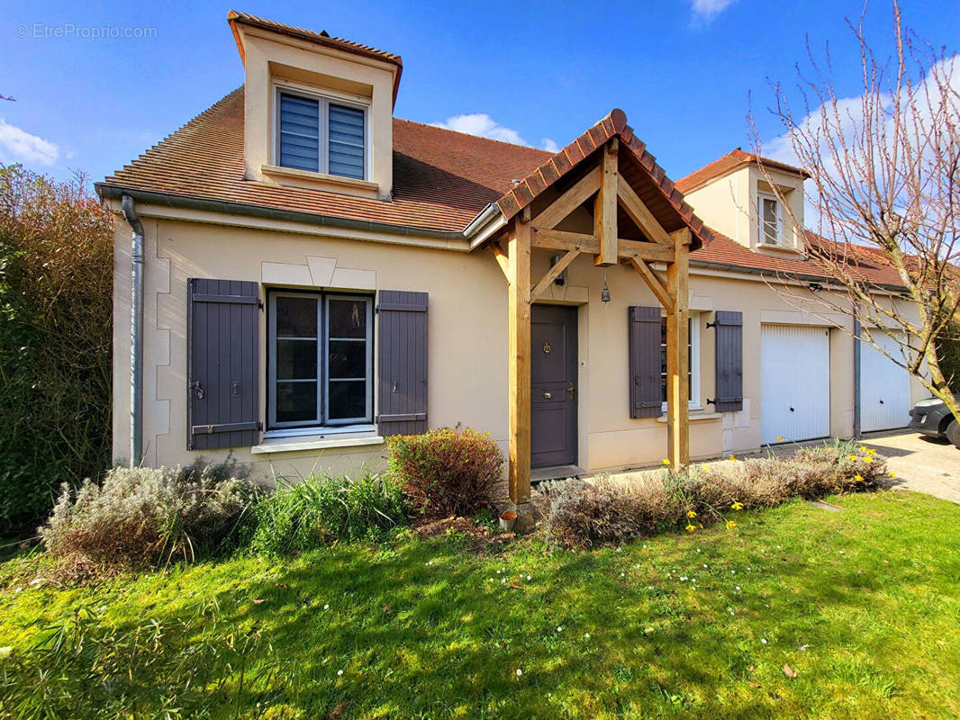 Maison à AMBLAINVILLE