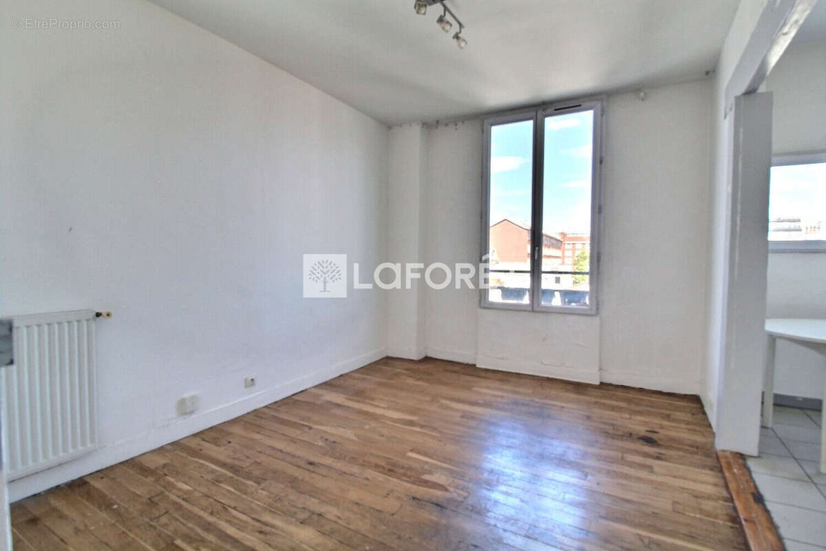 Appartement à LA GARENNE-COLOMBES