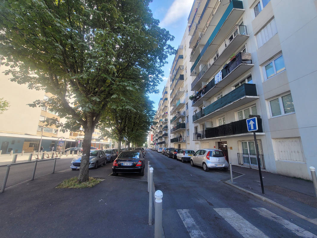 Appartement à GARGES-LES-GONESSE