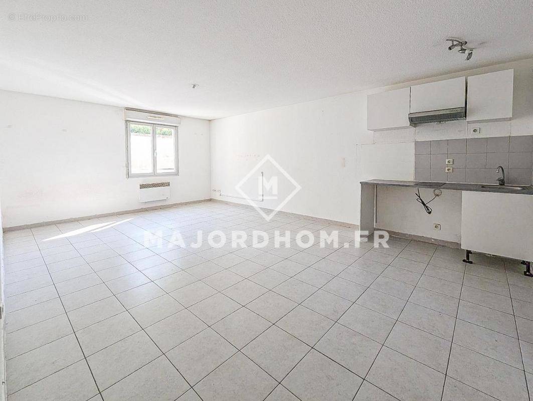 Appartement à MARSEILLE-1E