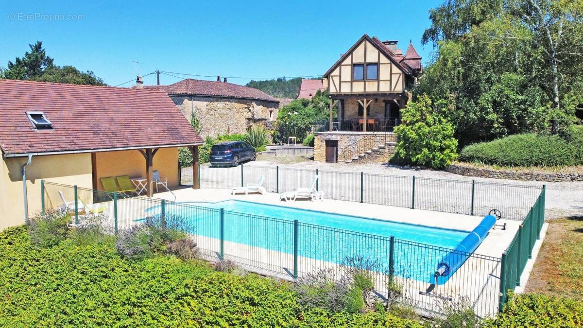 Maison à SIORAC-EN-PERIGORD