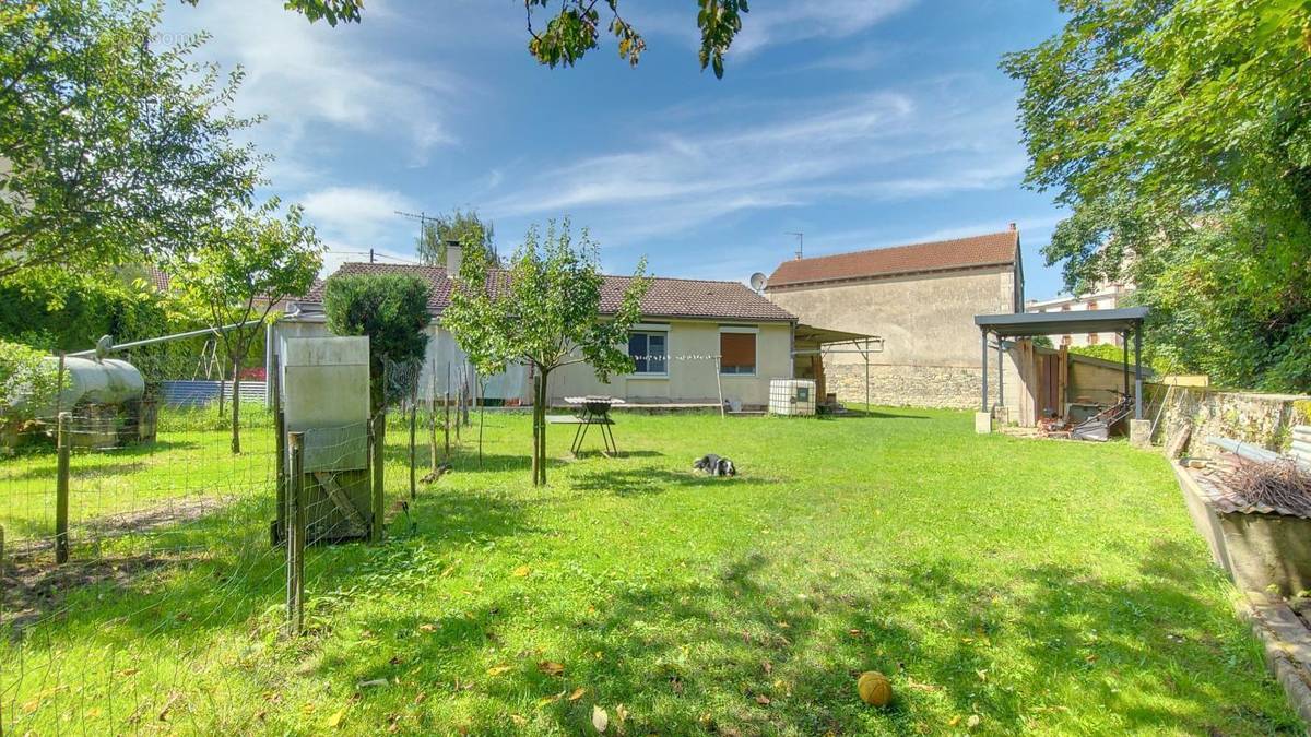 Maison à PONTAILLER-SUR-SAONE