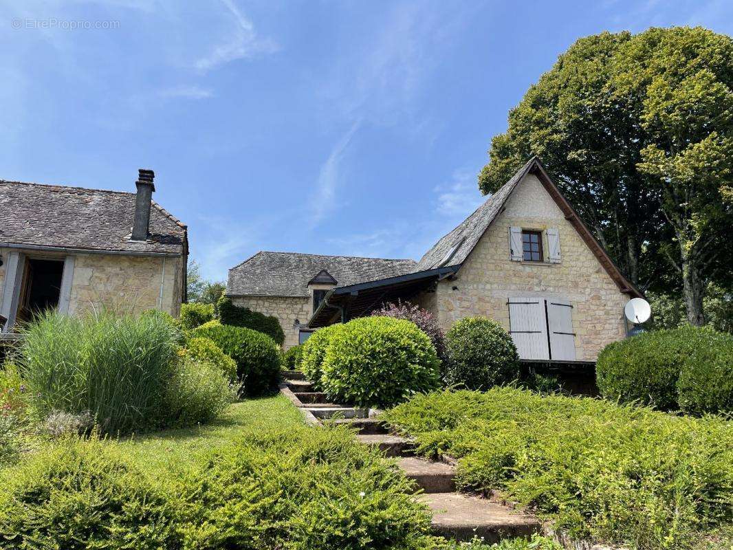 Maison à PERPEZAC-LE-BLANC