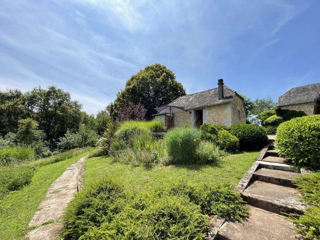 Maison à PERPEZAC-LE-BLANC