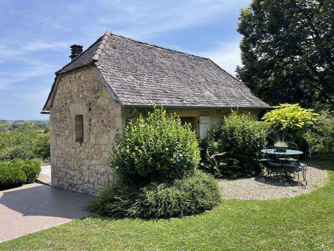 Maison à PERPEZAC-LE-BLANC