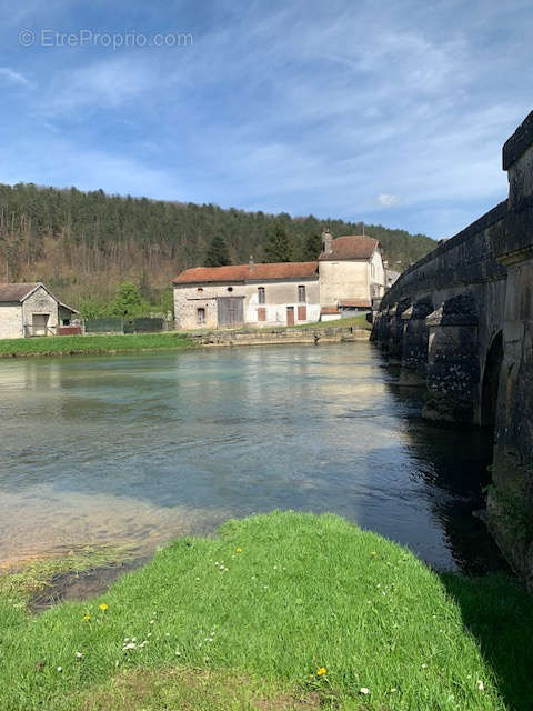 Maison à ROCHES-BETTAINCOURT