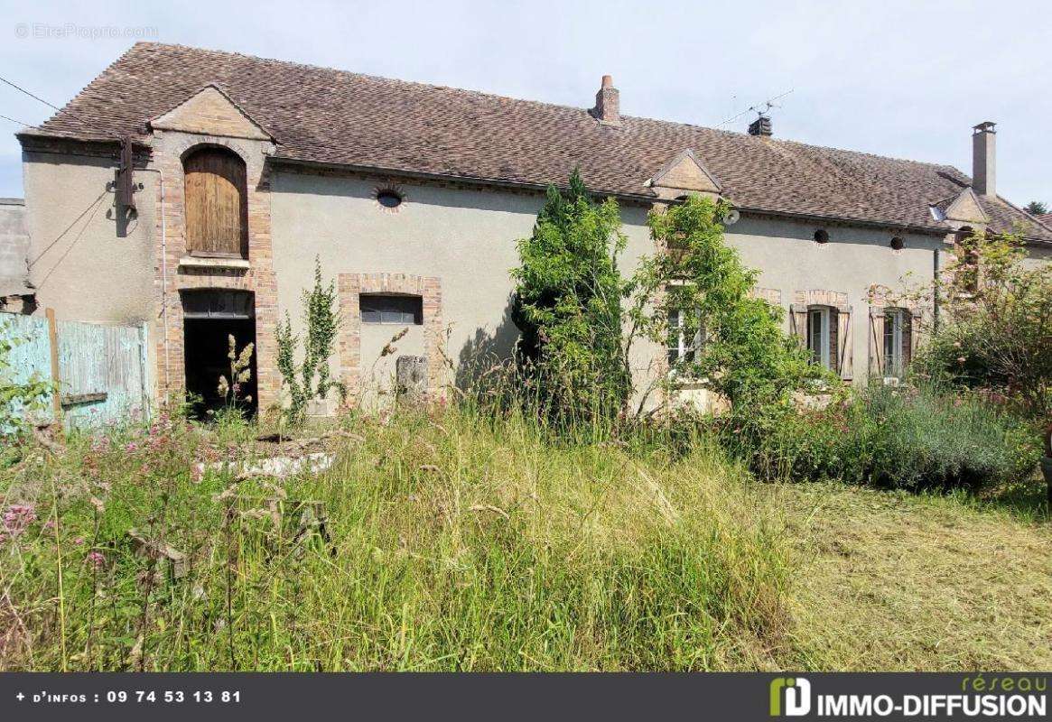 Maison à GISY-LES-NOBLES