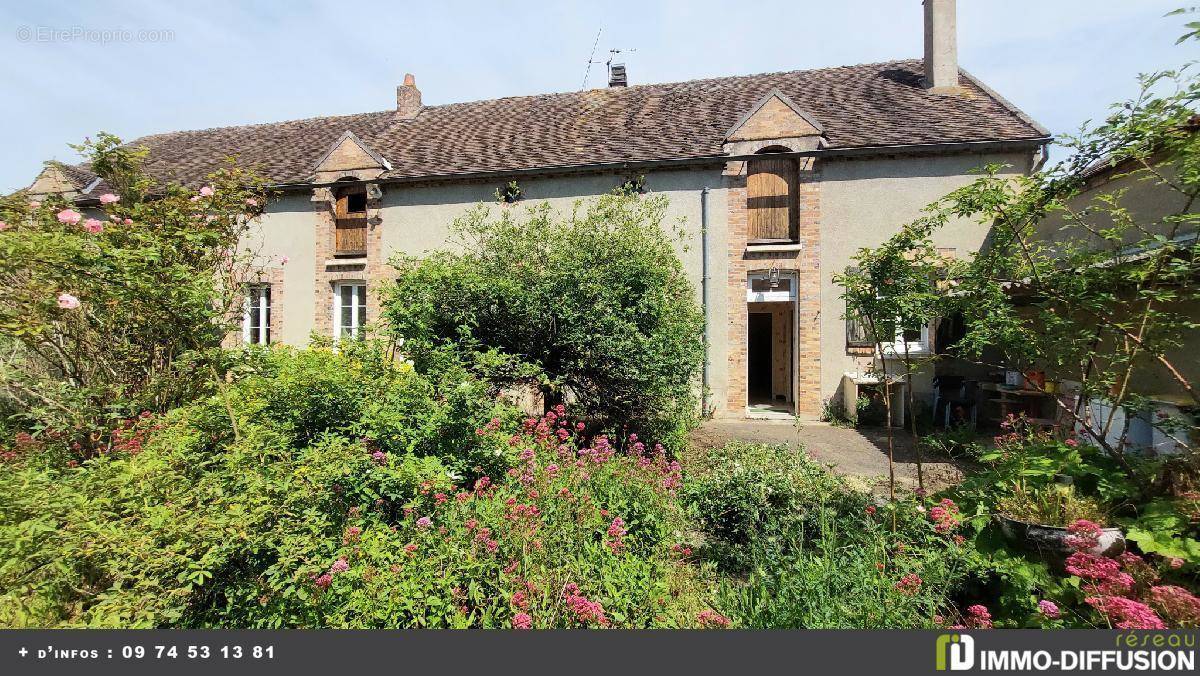 Maison à GISY-LES-NOBLES