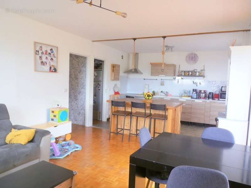 Appartement à MARSEILLE-10E