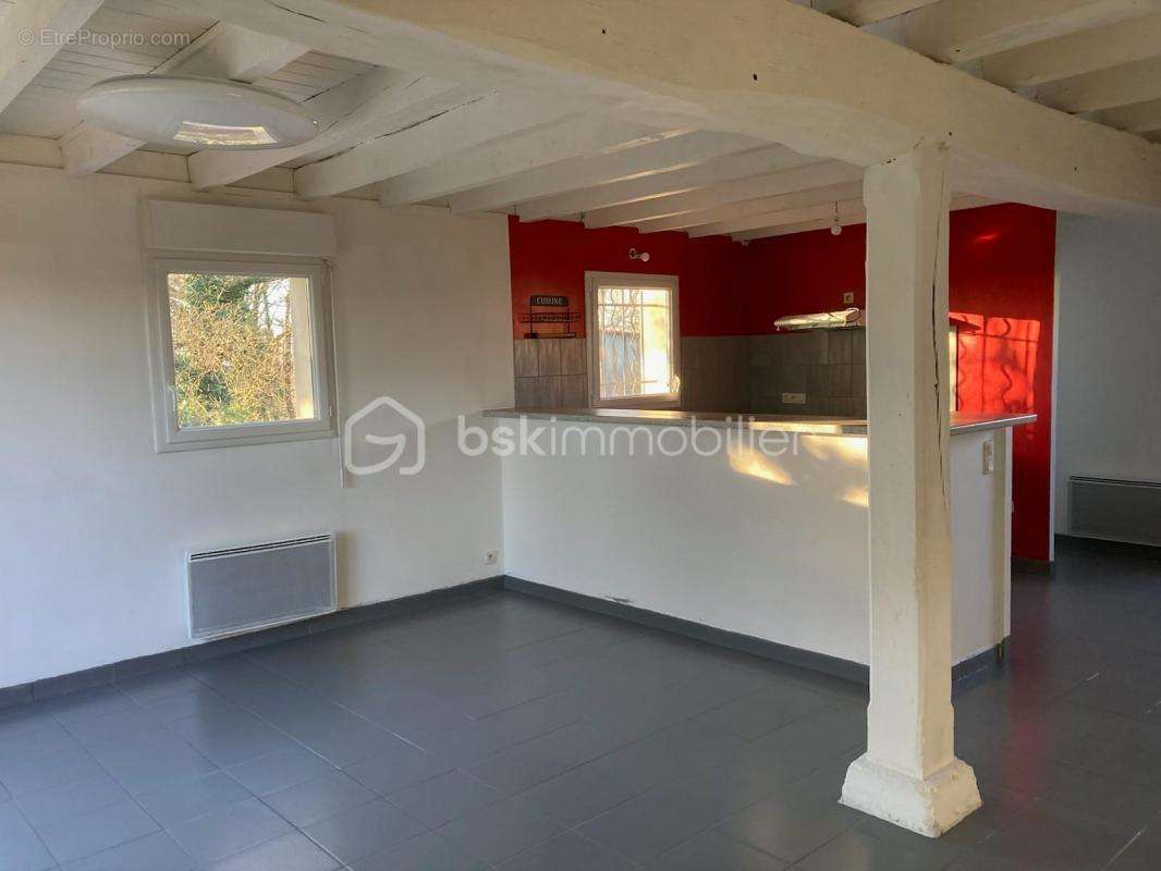 Appartement à POYANNE