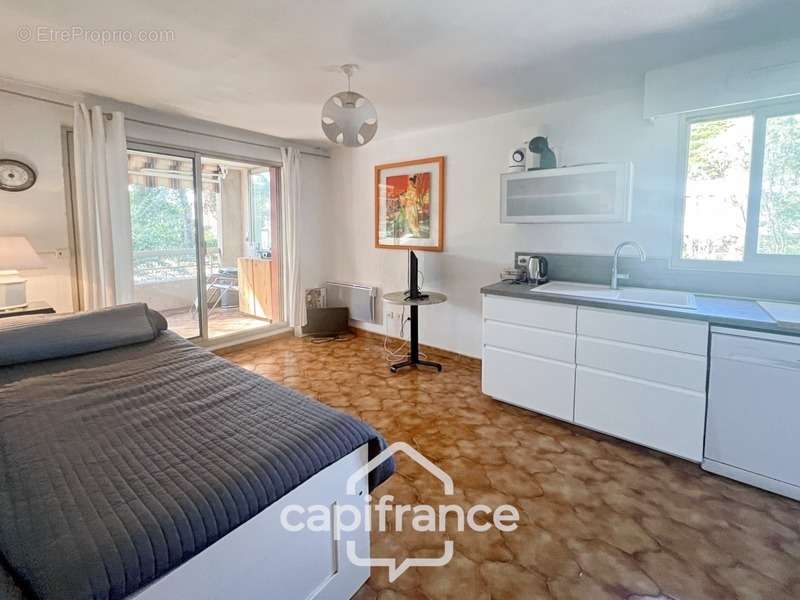 Appartement à HYERES