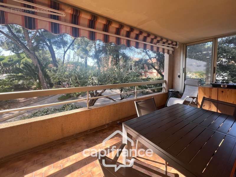 Appartement à HYERES