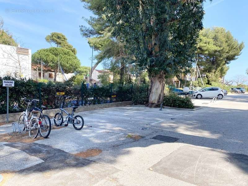 Appartement à HYERES