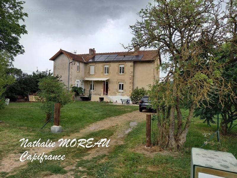 Maison à SAINT-LEGER-DU-BOIS