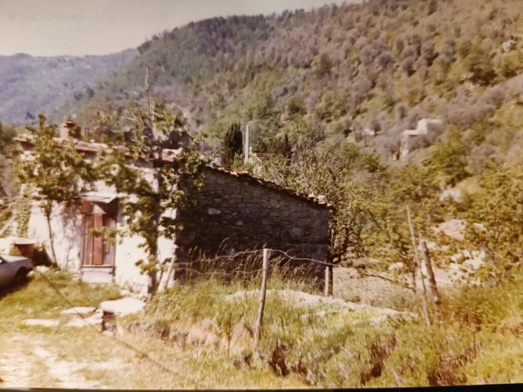 Terrain à LUCERAM