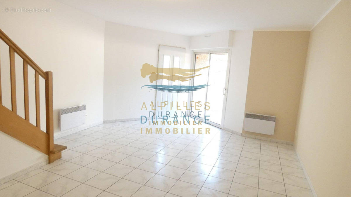 Appartement à CABANNES