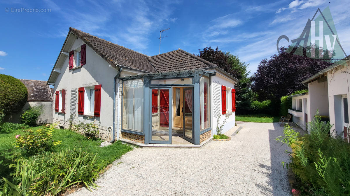 Maison à BAZOCHES-LES-BRAY