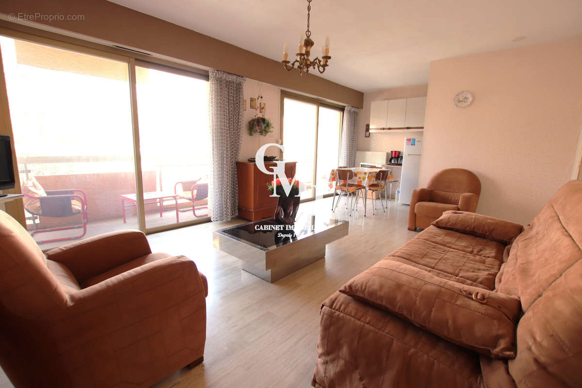 Appartement à FREJUS