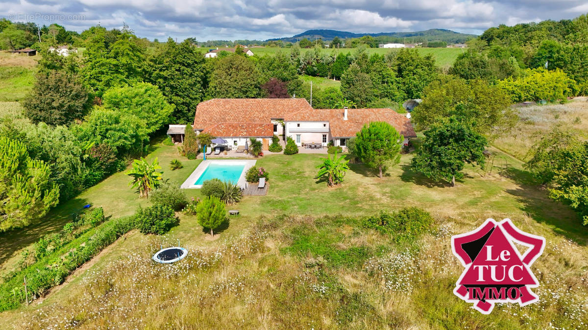 Maison à SAINT-SYLVESTRE-SUR-LOT