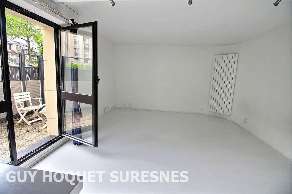 Appartement à SURESNES