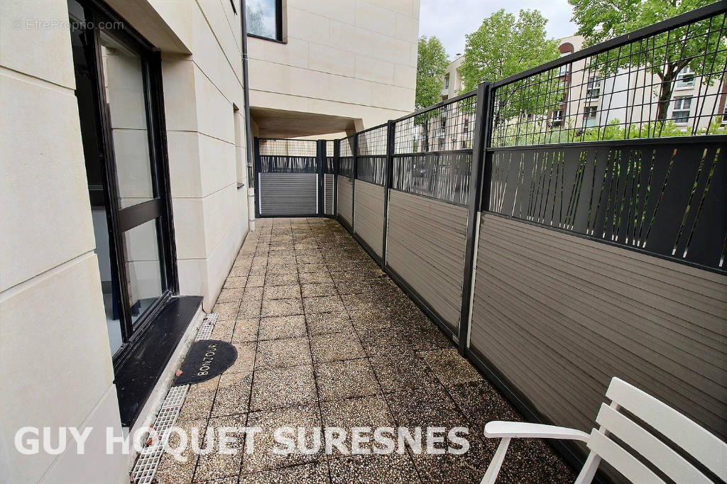 Appartement à SURESNES