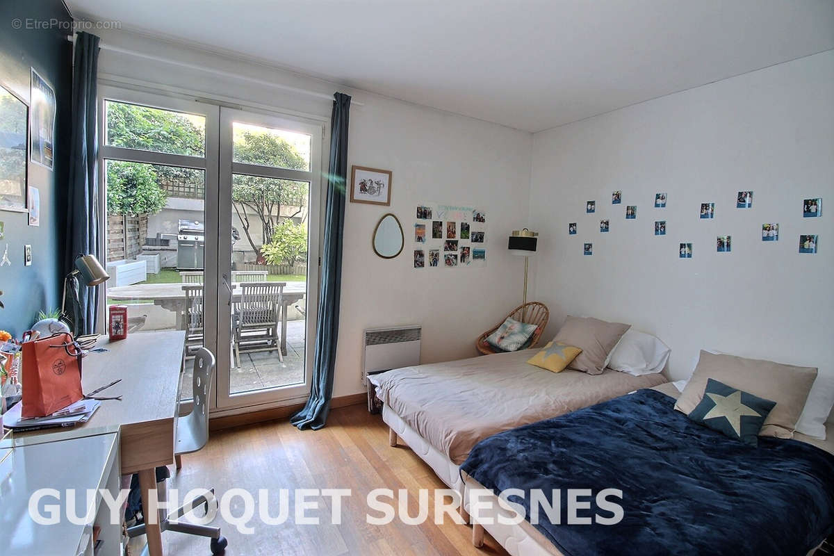 Appartement à SURESNES