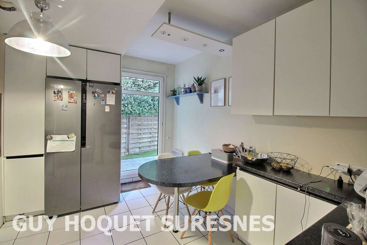 Appartement à SURESNES