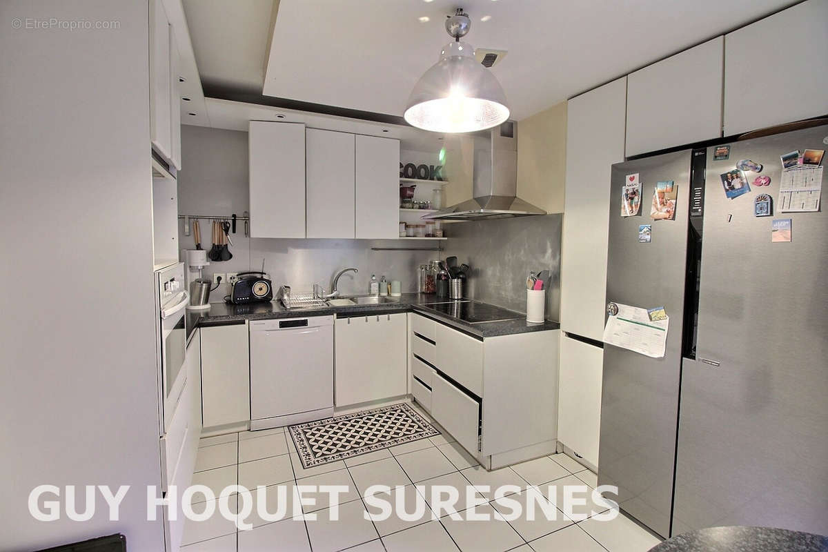 Appartement à SURESNES