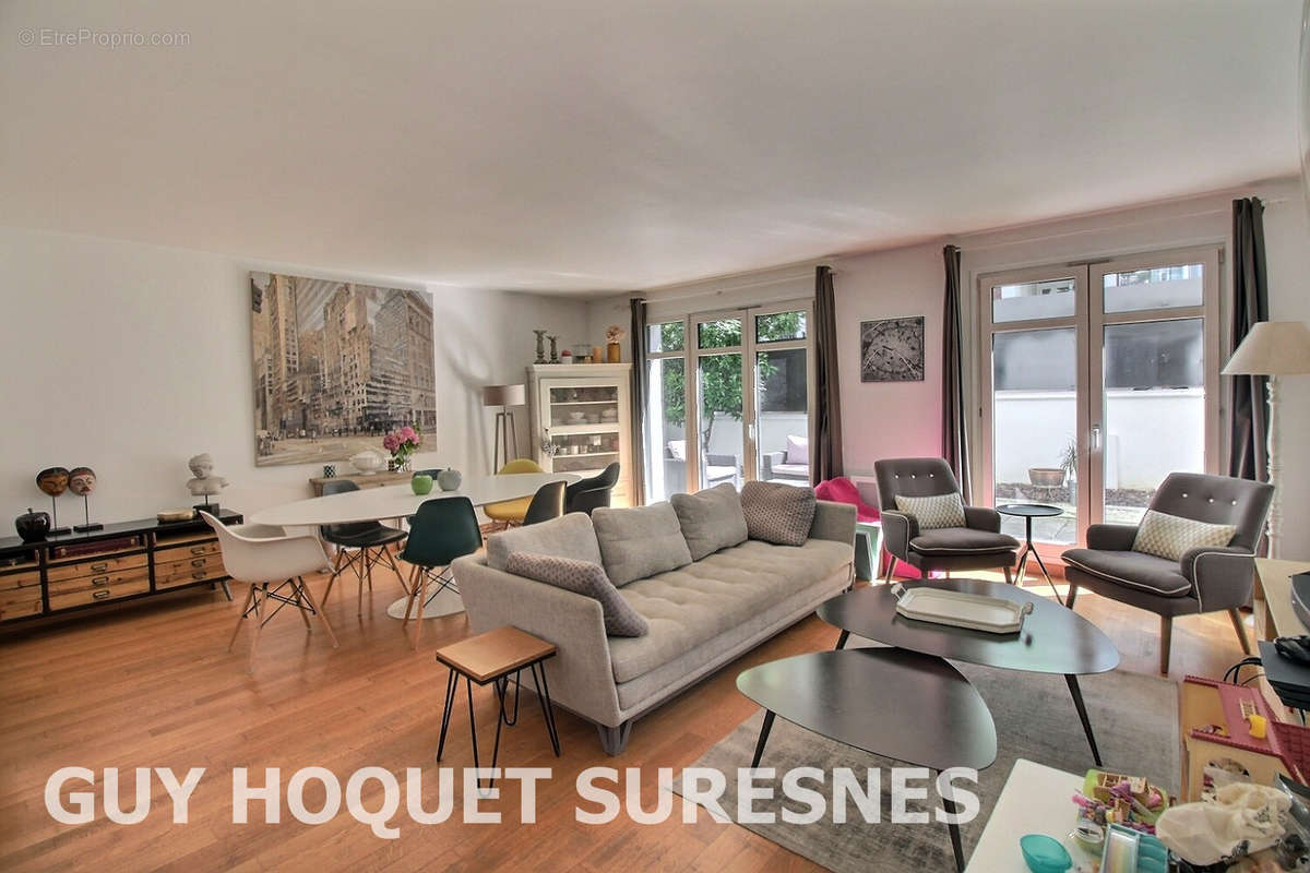 Appartement à SURESNES