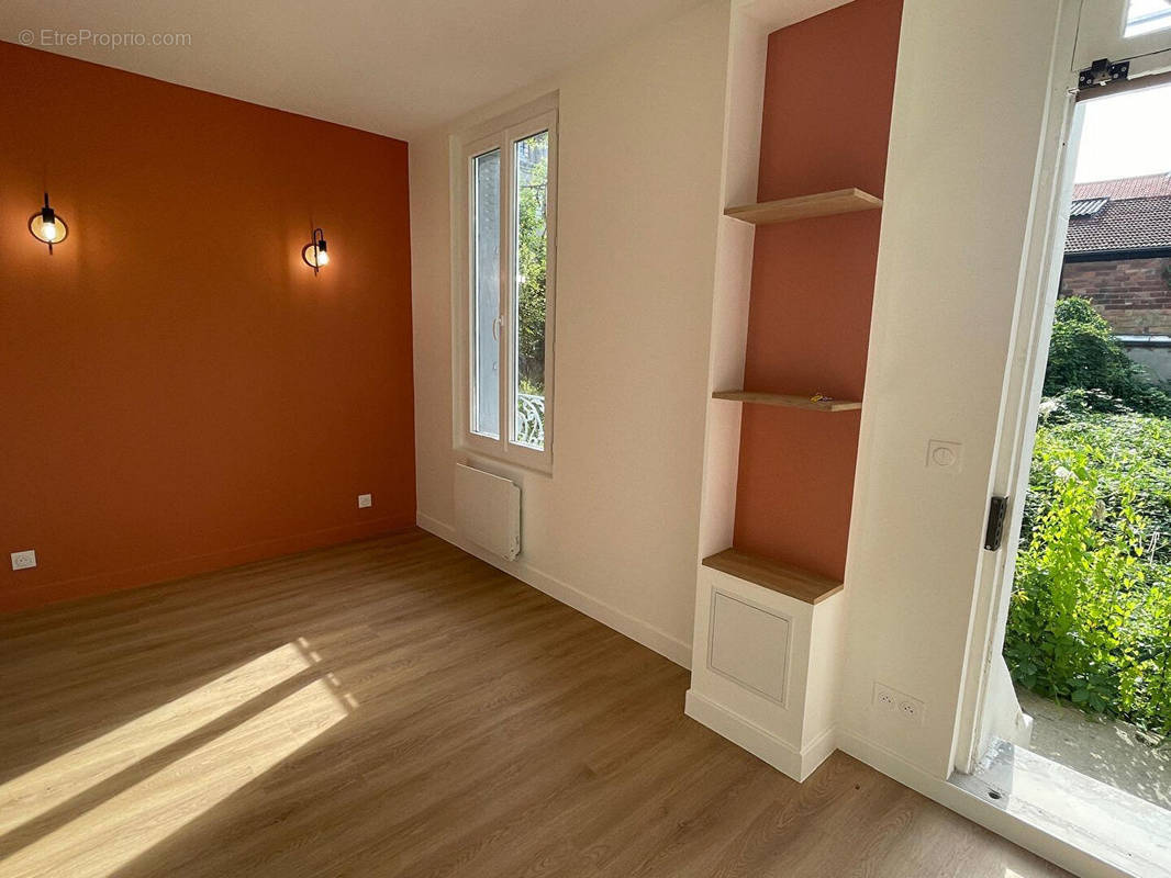 Appartement à NANTERRE