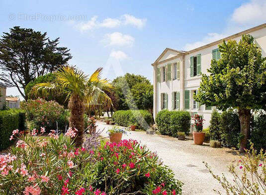 Appartement à SAINT-MARTIN-DE-RE