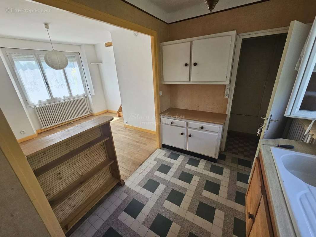 Appartement à AMILLY