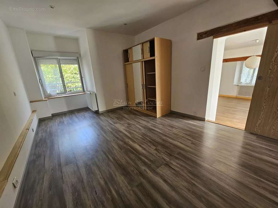 Appartement à AMILLY