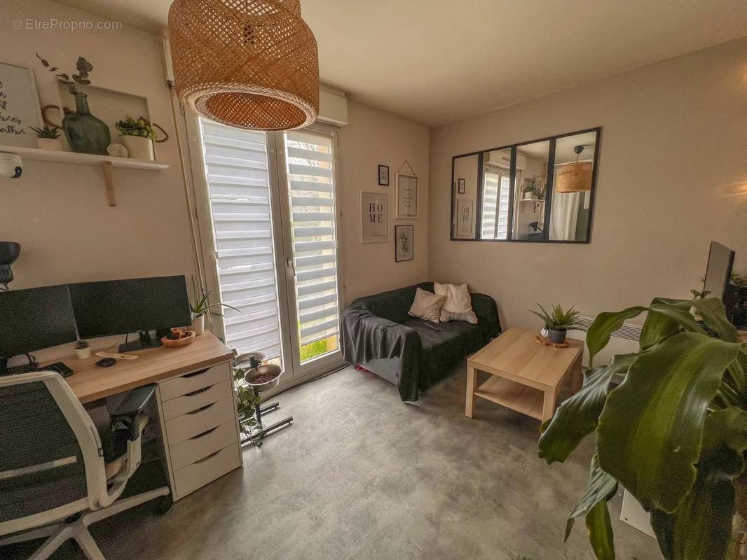 Appartement à SAINT-REMY-LES-CHEVREUSE