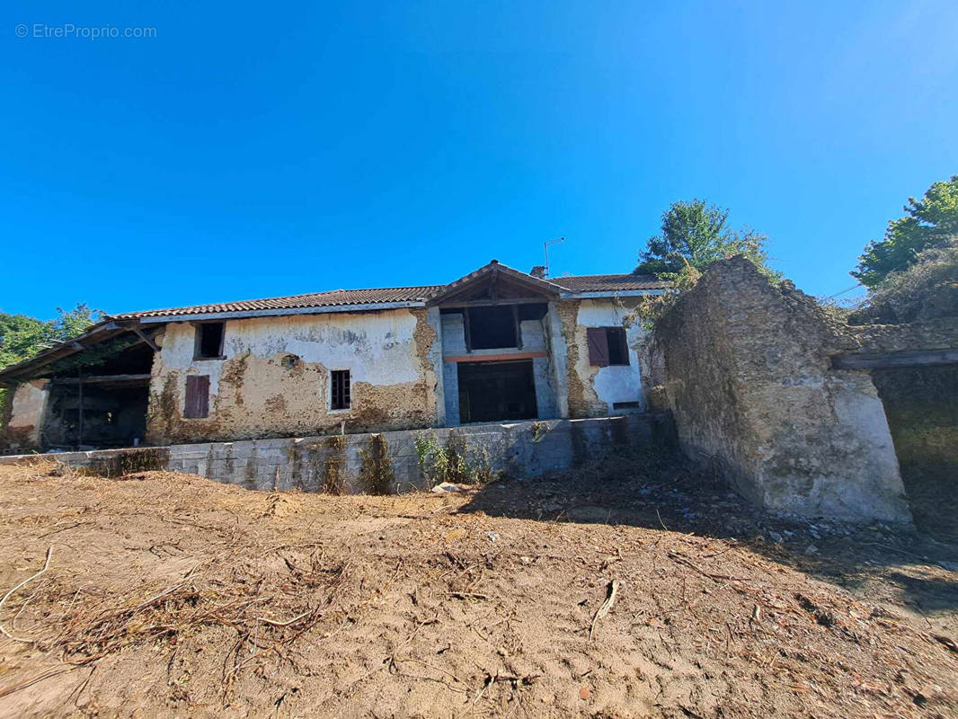 Maison à VILLENEUVE-DE-MARSAN