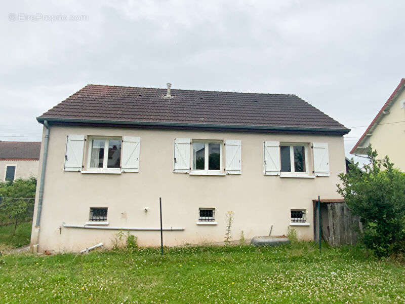 Maison à LE CREUSOT