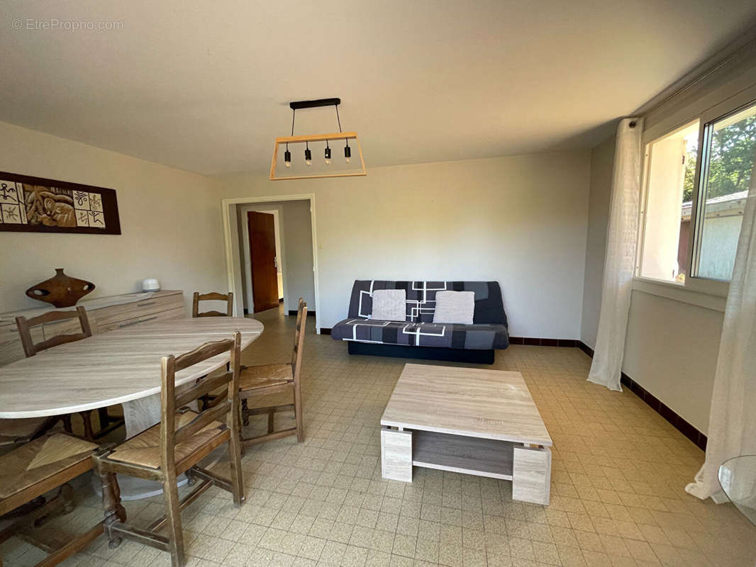 Appartement à MOLIETS-ET-MAA