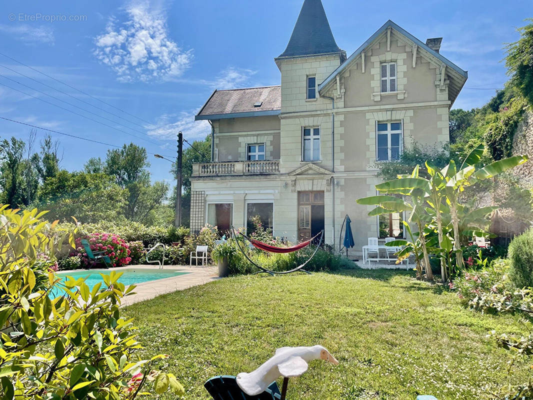 Maison à SAINT-ETIENNE-DE-CHIGNY